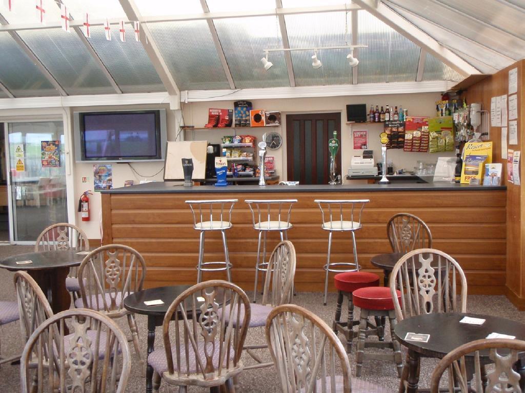 Chalets & Lodges At Atlantic Bays Holiday Park Padstow Εξωτερικό φωτογραφία