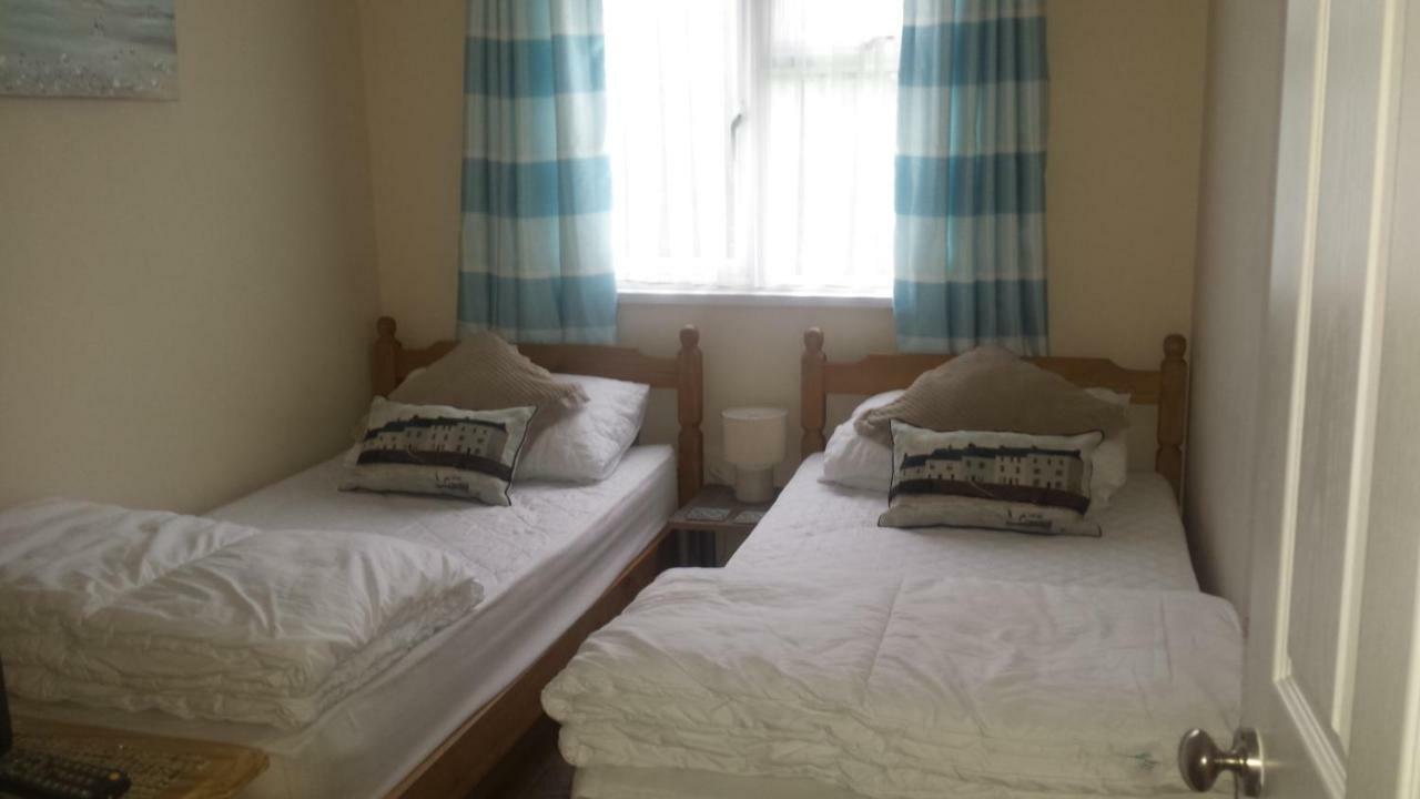 Chalets & Lodges At Atlantic Bays Holiday Park Padstow Εξωτερικό φωτογραφία